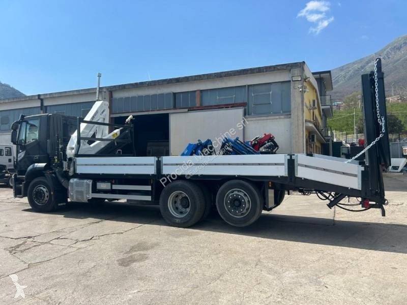 شاحنة Iveco