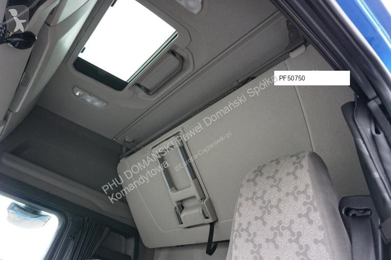 Хенгер Scania / TANDEM