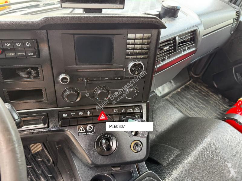 شاحنة Mercedes 240.2E-4A