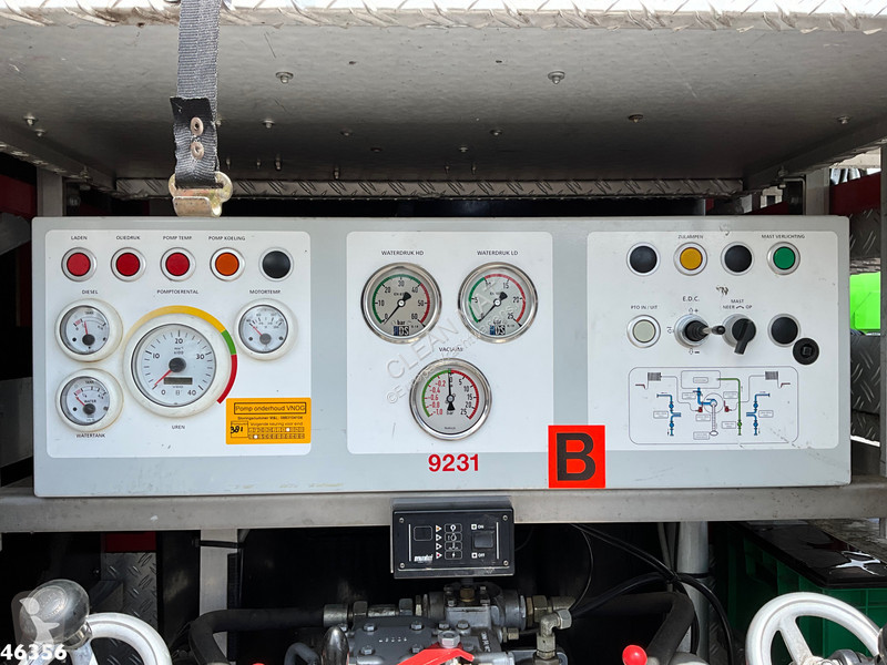 Camion MAN 14.250 brandweer / materiaalwagen...