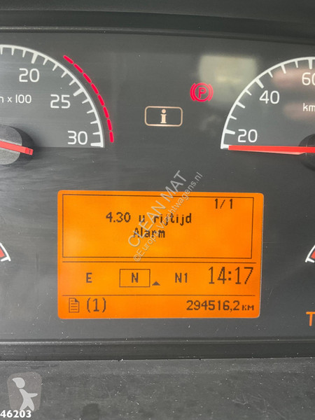 شاحنة Volvo 390 8x4 kolkenzuiger