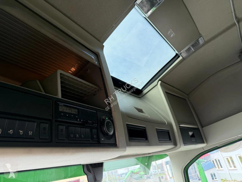 شاحنة Volvo 16550 8X2 EURO 6 + HIAB HOOKLIFT 20...