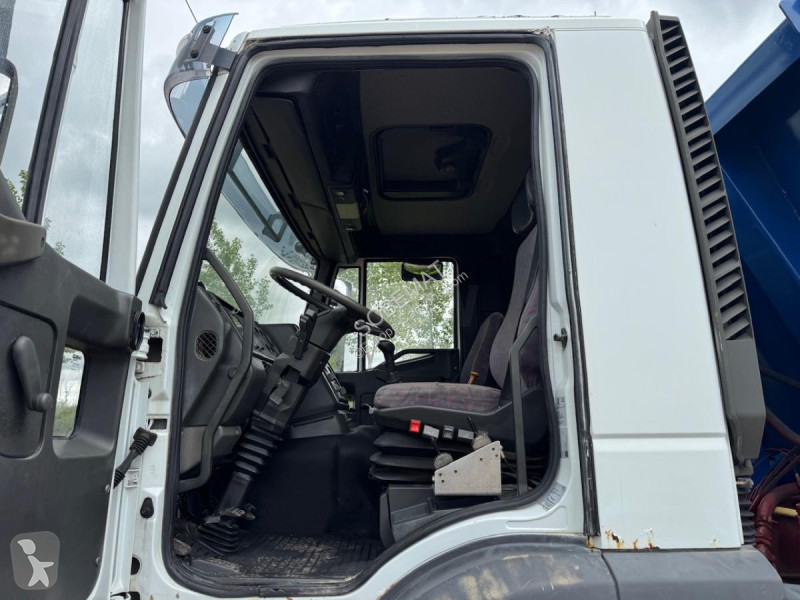 شاحنة Iveco 410E42