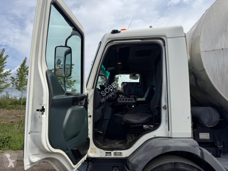 شاحنة Renault 340.26