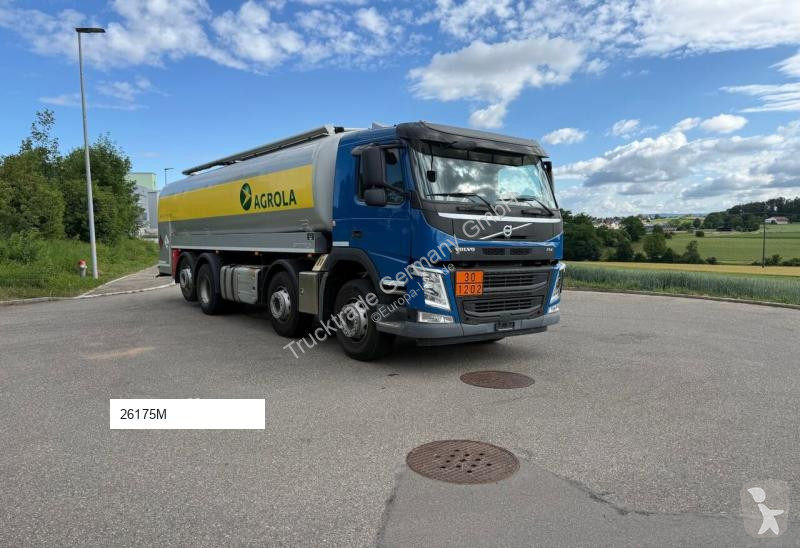 شاحنة Volvo 638 FM-420