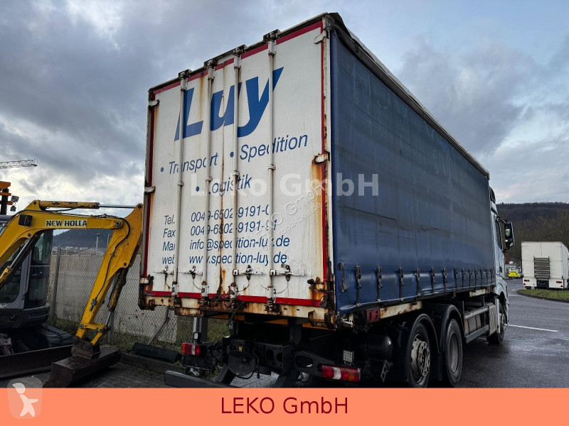 شاحنة Iveco Nur Kühlkoffer + Contanier Koffer +...