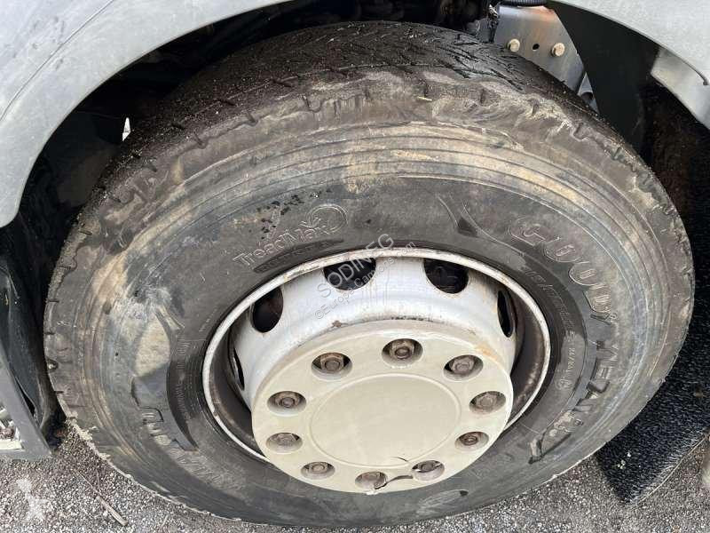 شاحنة Renault  PREMIUM 320 DCI