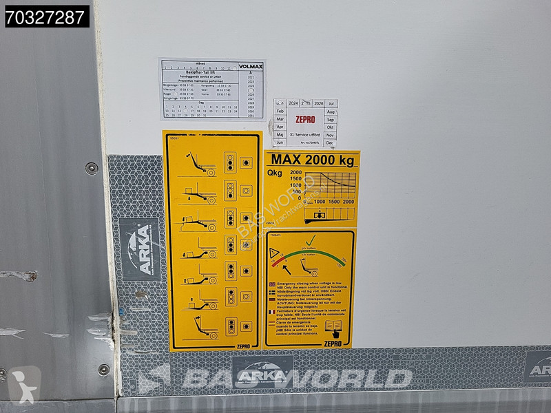 شاحنة Renault T 380 T 6X2 7,67m Box Full Air...