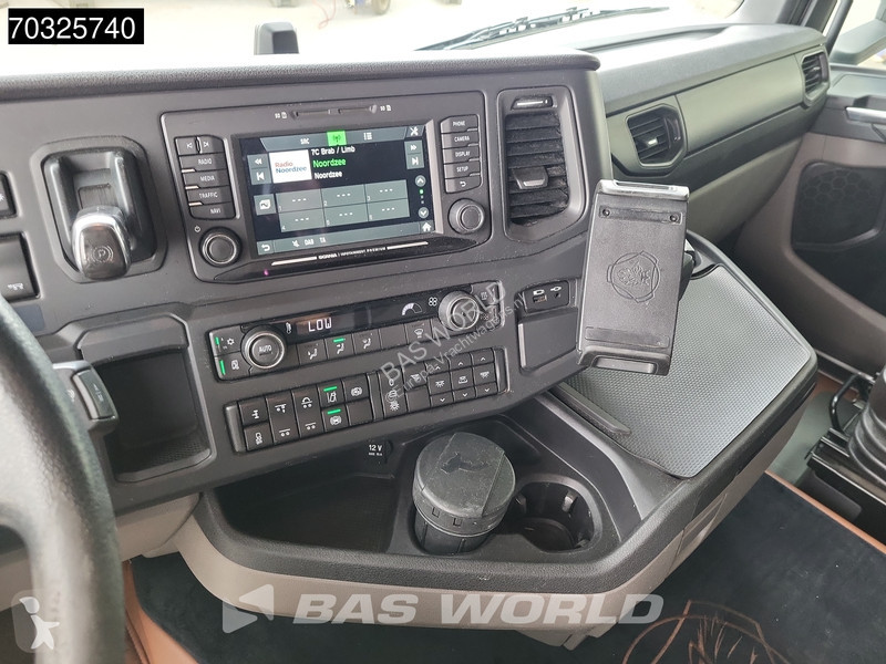 شاحنة Scania 560  6X2 etarder Full Air Euro 6