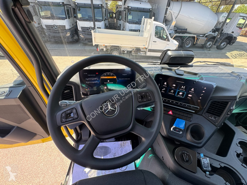 شاحنة Mercedes  3340 K 6X4