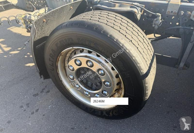 شاحنة Mercedes 2545 602 BDF