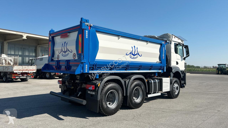 شاحنة MAN TGS 33.520 6x4