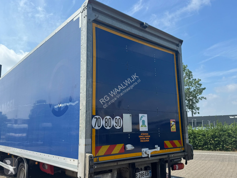 شاحنة Iveco ML120E22