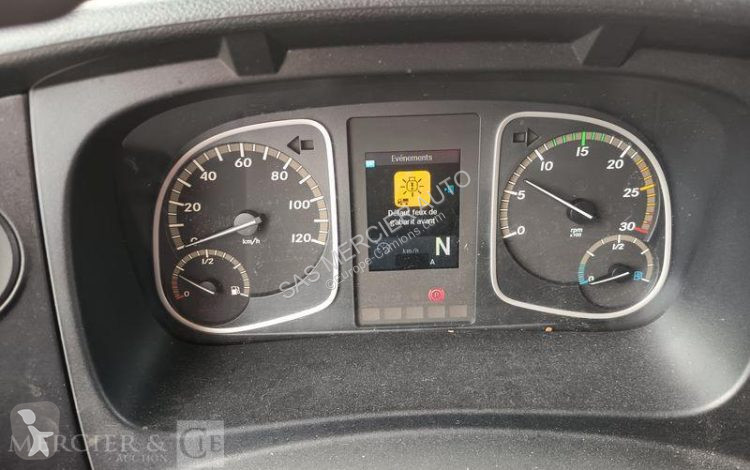 شاحنة Mercedes