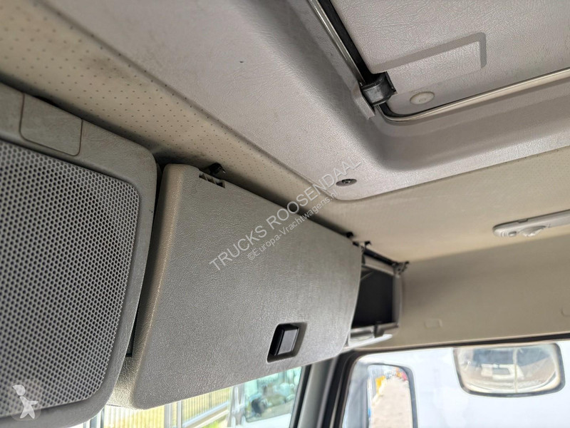 شاحنة Volvo 12380 + HMF 2220 K5 + 8X4 STEERING...