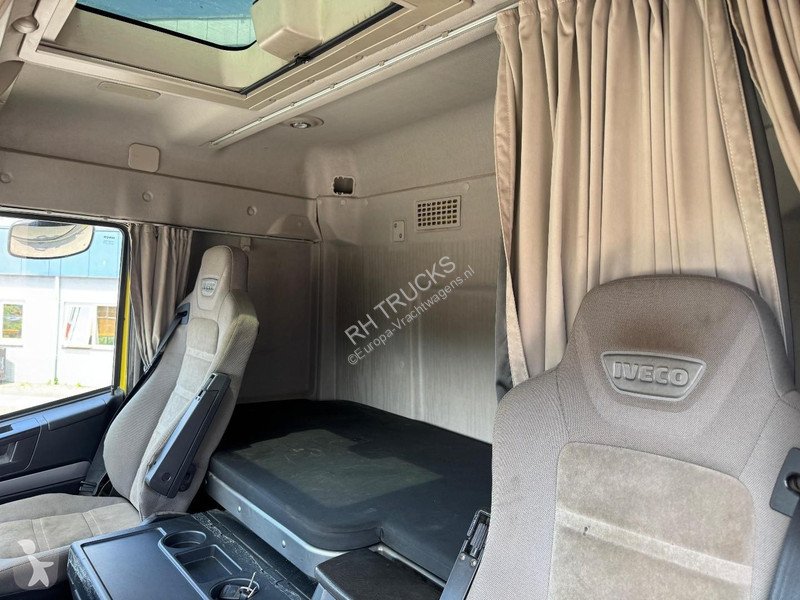 شاحنة Iveco 420 6X2 EURO 6 + FASSI F80A.0.23 +...