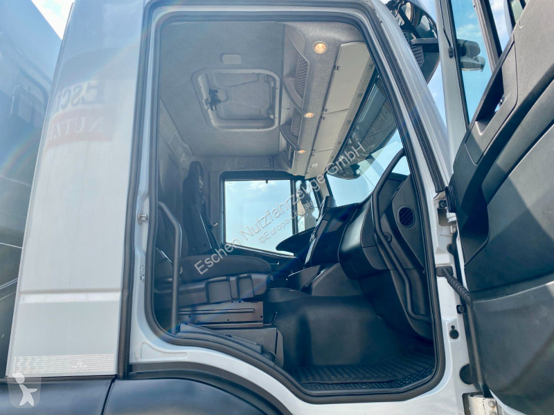 شاحنة Iveco AD320S46 8x2| MKG 26,40m...