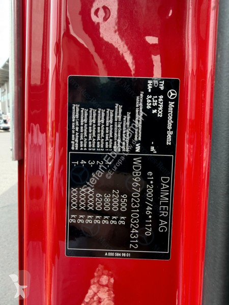 شاحنة Mercedes 923 L 3 Sitze Standh. Ausbau