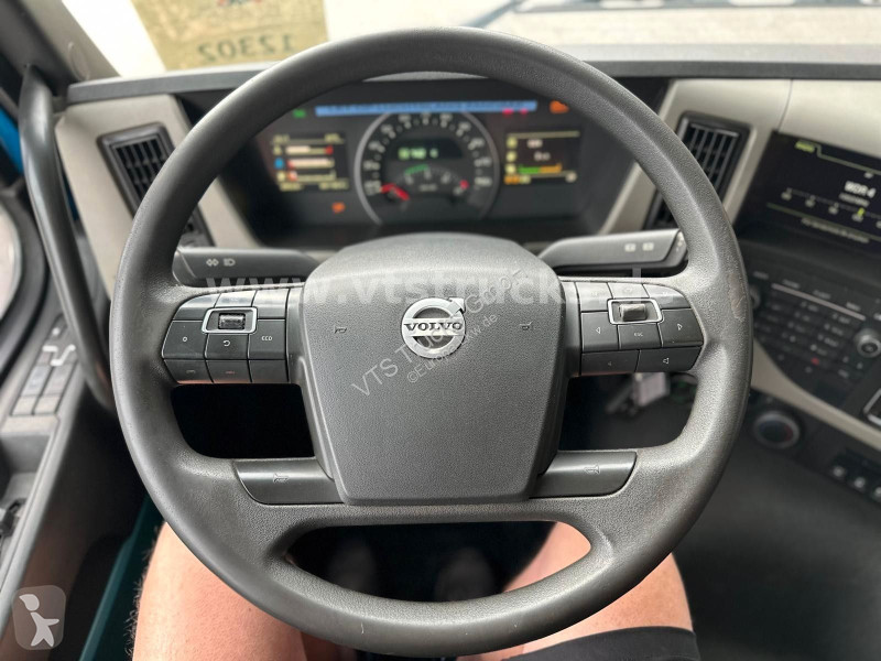 شاحنة Volvo 8x4 BL Tridem VDL & ATLAS...