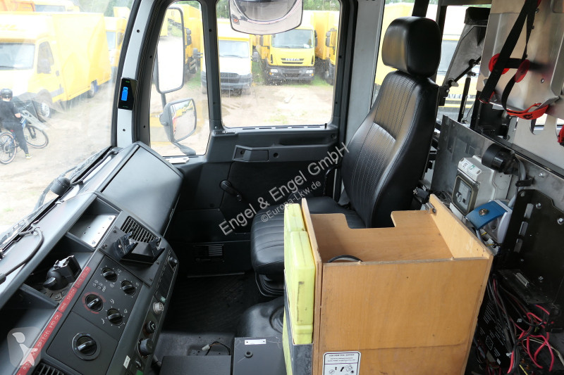 شاحنة MAN 10.224 DoKa LHF 16/12 4x4 Wassertank...