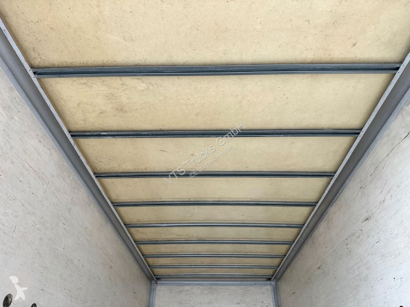 شاحنة Mercedes 818 4x2 BB Spier Koffer &...