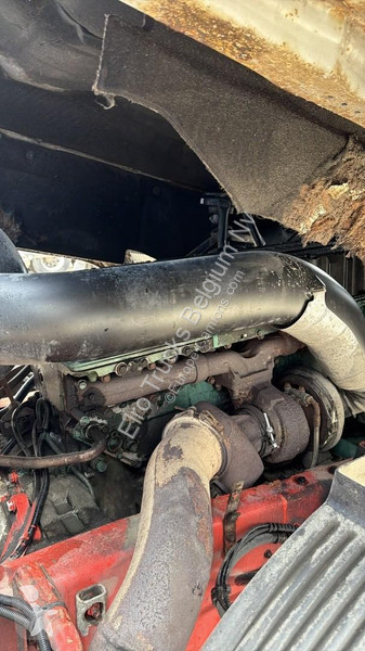 Camión Volvo 12460 (LAMES / STEEL SUSPENSION /...