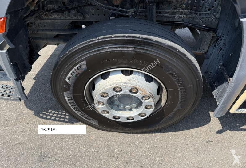 شاحنة Mercedes 3243