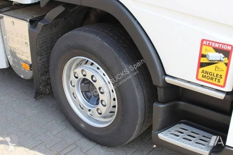 شاحنة Volvo