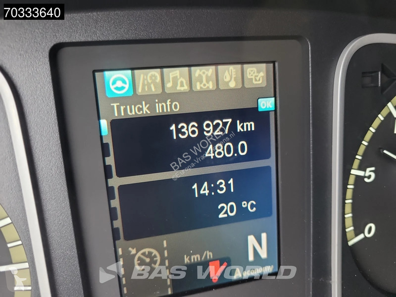 شاحنة Mercedes 816 4X2 8tonner 1000kg...