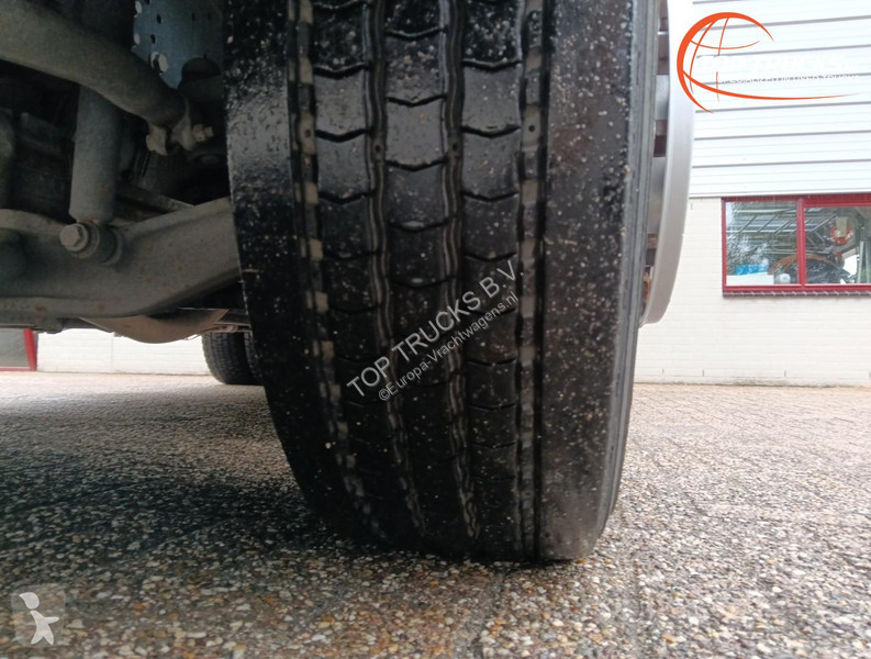 شاحنة Mercedes ATEGO 1329 2,000 ltr water -...