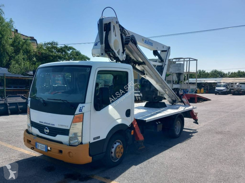 Camión Nissan 21.12