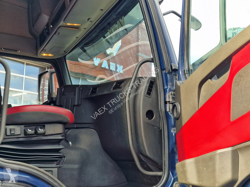 Camion Volvo 13500 Globetrotter 8x4*4 - Cable...