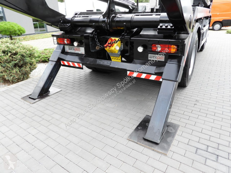 Camion DAF 230 SKIP LOADER / HOOK LIFT