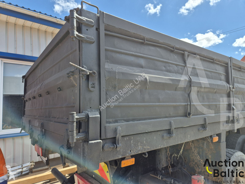 Camion Iveco AD260T35
