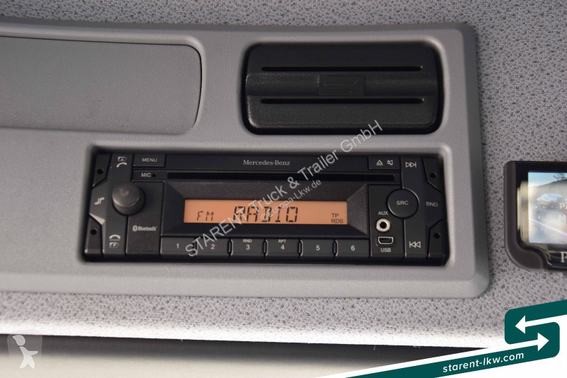 Camion Mercedes 1330L 4x2 Abschleppwagen...