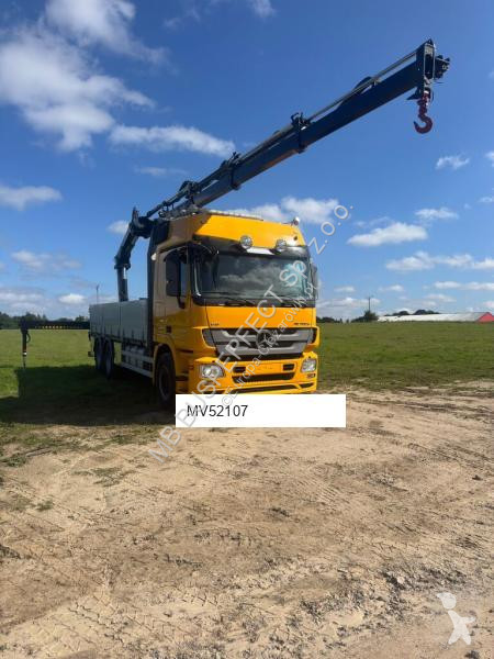 Vrachtwagen Mercedes 166XS