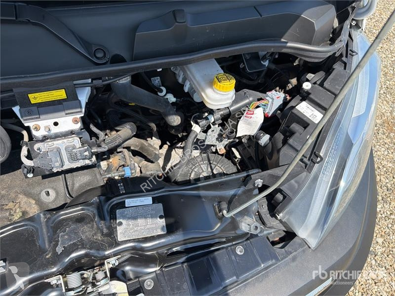 Kamion Opel 2.2 Crew Cab 103 KW DOKA PR L3...