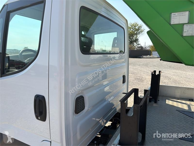 Camion Iveco 19-8,5 HQ 19 m on Iveco 35-140...