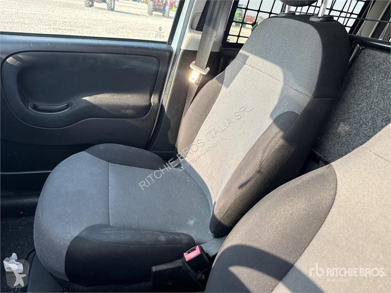 Комерційні автомобілі Fiat Panda