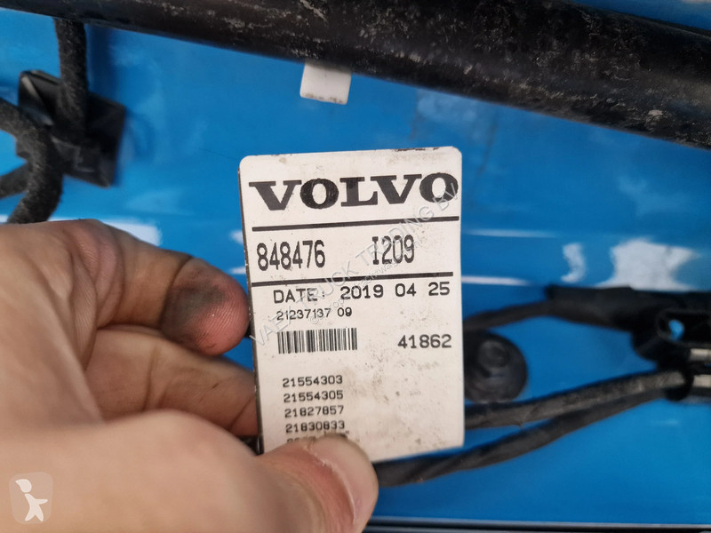 Camión Volvo 13540 6x2*4 - Platform with...