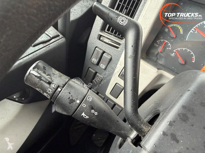 Camión Volvo FLL 42 Janssens - Winch -...
