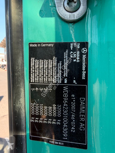 Kamion Mercedes 3251K 8x4 AMTEC Thermokipper...
