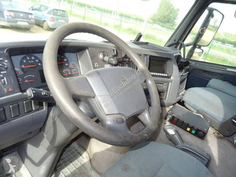 Camión Volvo 370