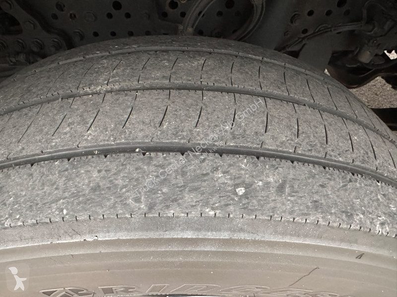 Camión Mercedes 2551 Komplettzug + WEB-Anhänger...