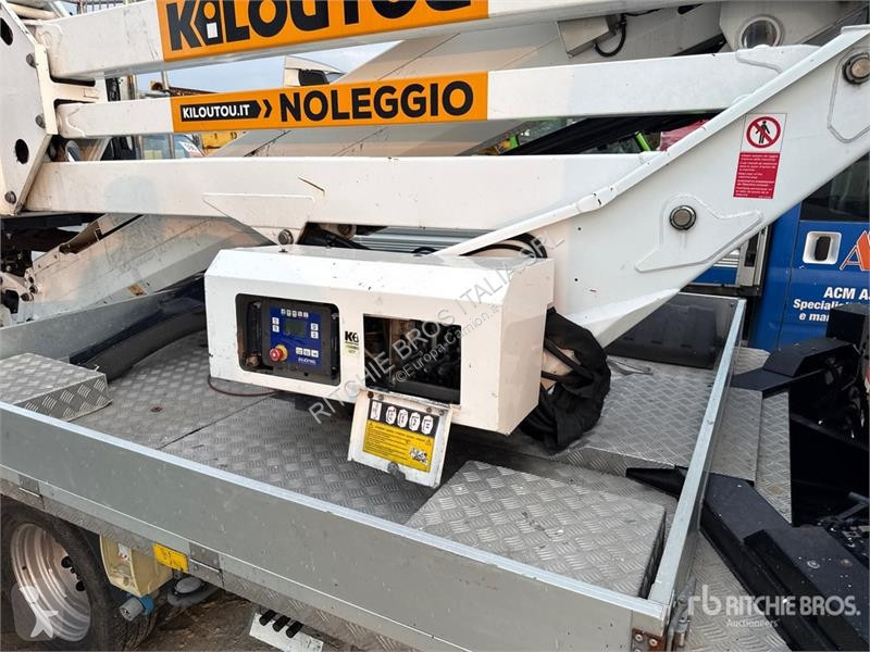 Camion Nissan Snake 2010H Plus Basic 20 m on...
