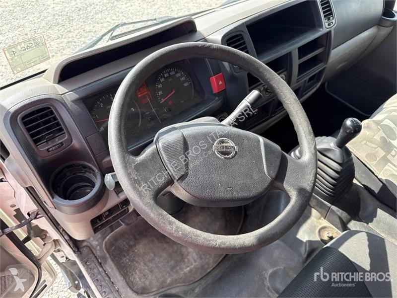 Lastbil Nissan Isoli PNT 230 20.5 m on Nissan...