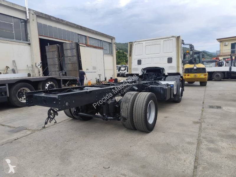 Camion Iveco 150 E 22