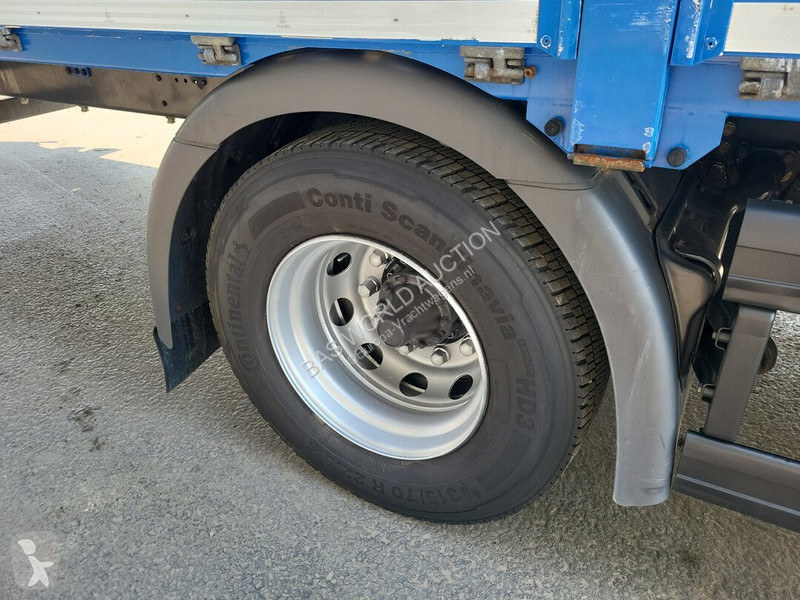 Camião Scania 280