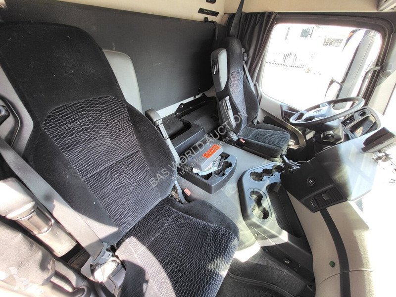 Camião Mercedes 2636