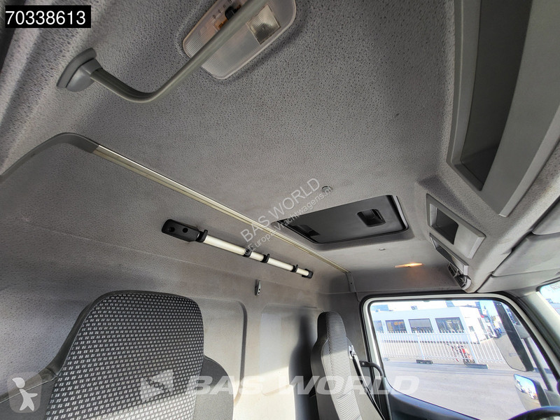 شاحنة Mercedes 1218 4X2 12t Manual Tailgate...
